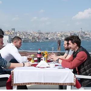 Sirkeci Emek 2*, Istanboel Turkije