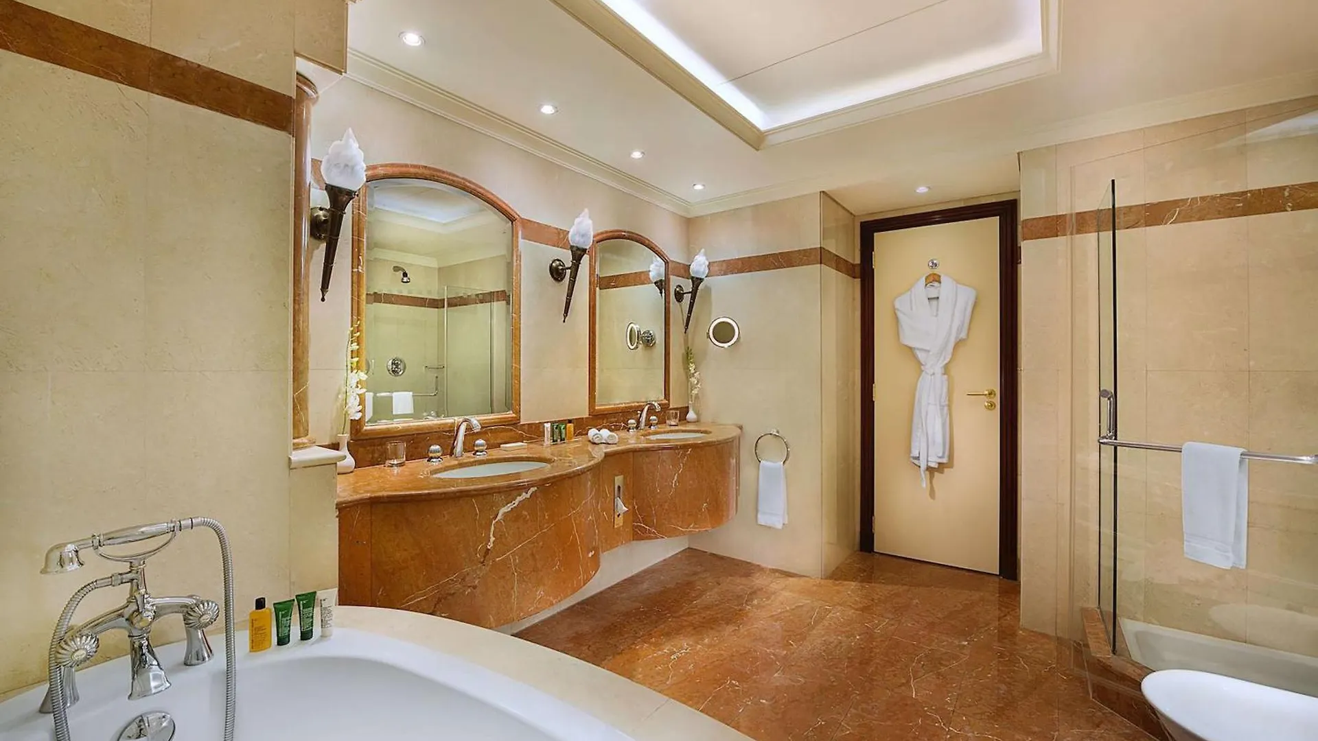Habtoor Metropolitan Palace Hotel Bejrút